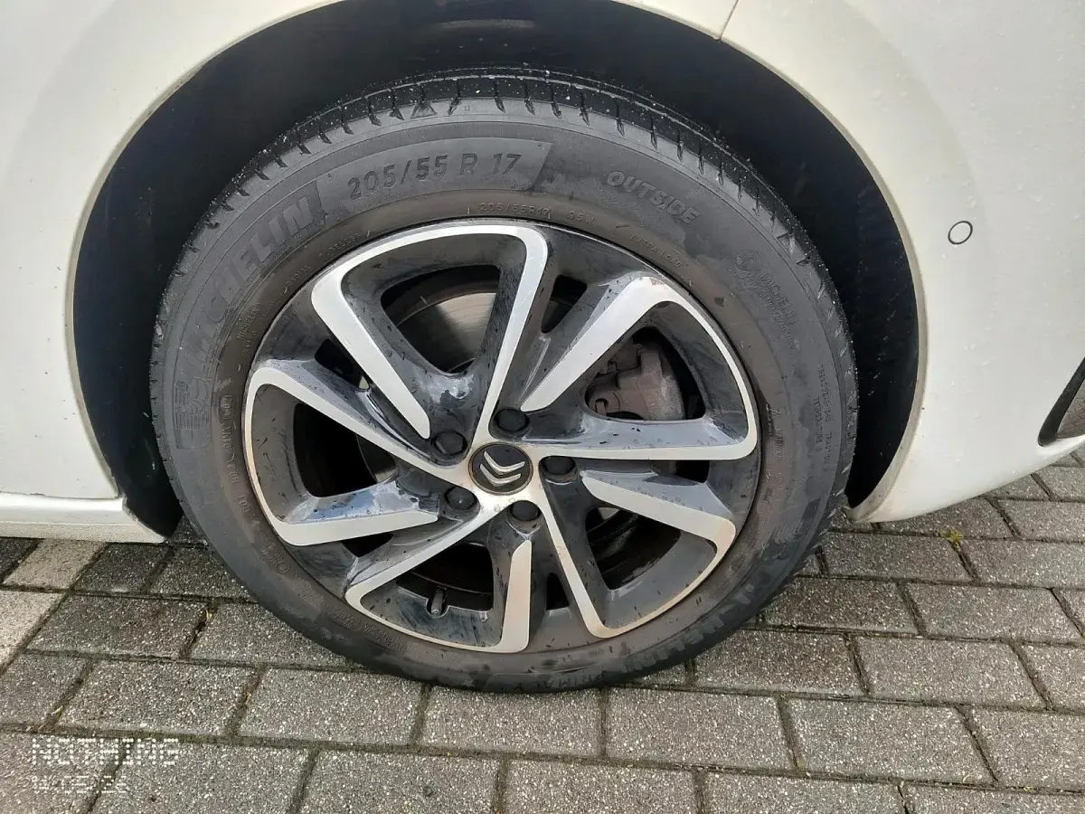 Gebraucht Citroën C4 165 PS (121 kW) 2017 Weiß Van / Kleinbus