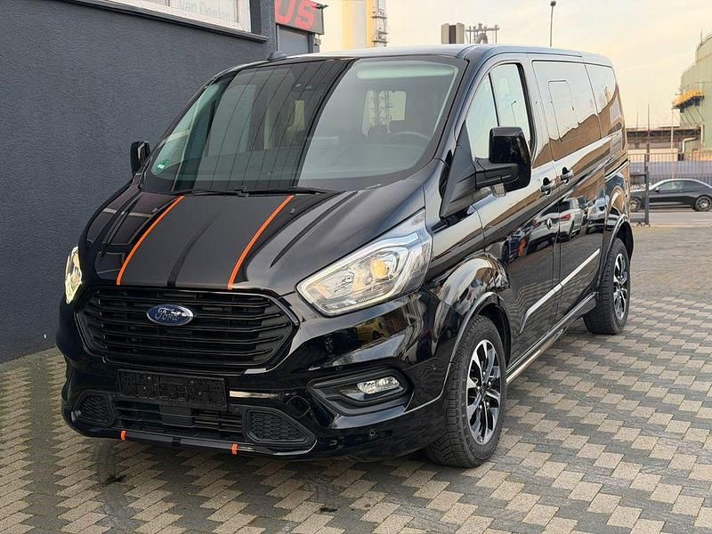 Obsidianschwarz metallic/styl Gebraucht 2022 Ford Transit Custom Sport Van / Kleinbus | 38.950 € (Teuer) - Bild 1/4