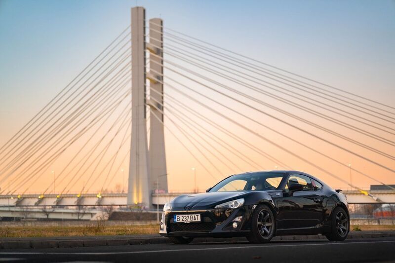 Schwarz Gebraucht 2012 Toyota GT86 GT | 17.900 € (Fairer Preis) - Bild 1/4