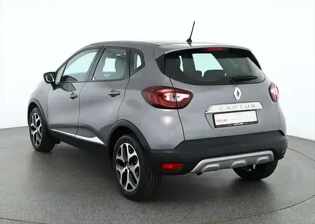 Gebraucht Renault Captur 120 PS (88 kW) 2018 Grau SUV