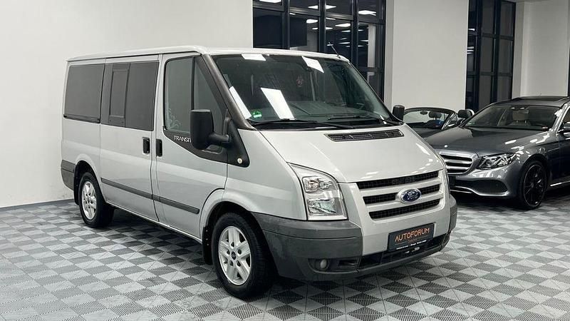 Silber Gebraucht 2010 Ford Transit Nugget Van / Kleinbus | 14.444 € - Bild 1/4
