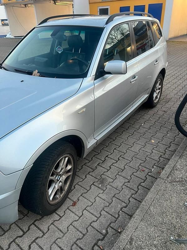 Grau Gebraucht 2005 BMW X3 SUV | 3.100 € (Superpreis) - Bild 1/4