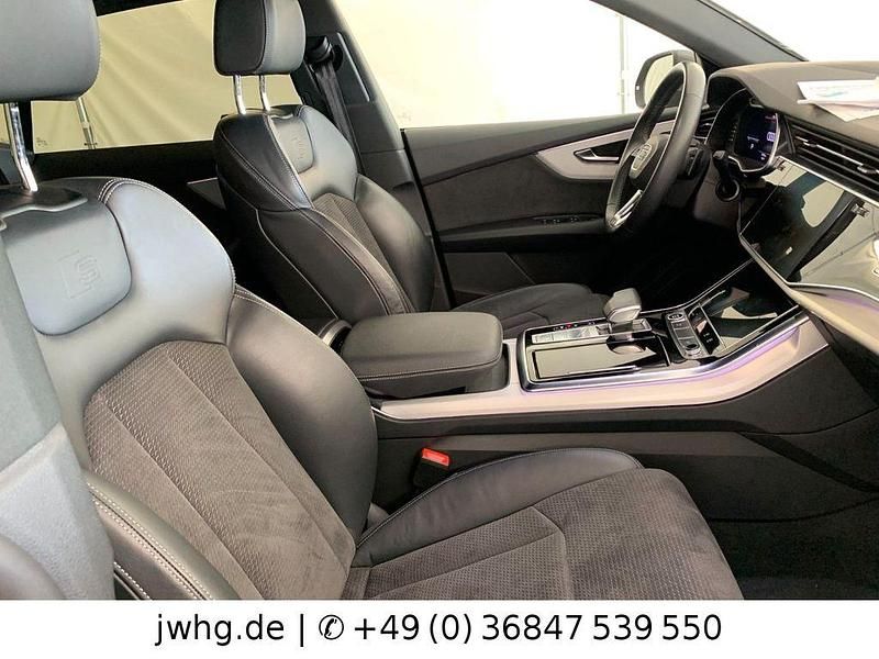 Gebraucht Audi Q8 S-Line 340 PS (250 kW) 2022 Grau SUV