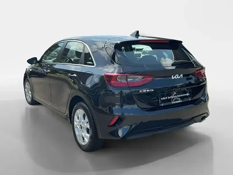 Gebraucht Kia Ceed Vision 140 PS (102 kW) 2025 Schwarz Kleinwagen