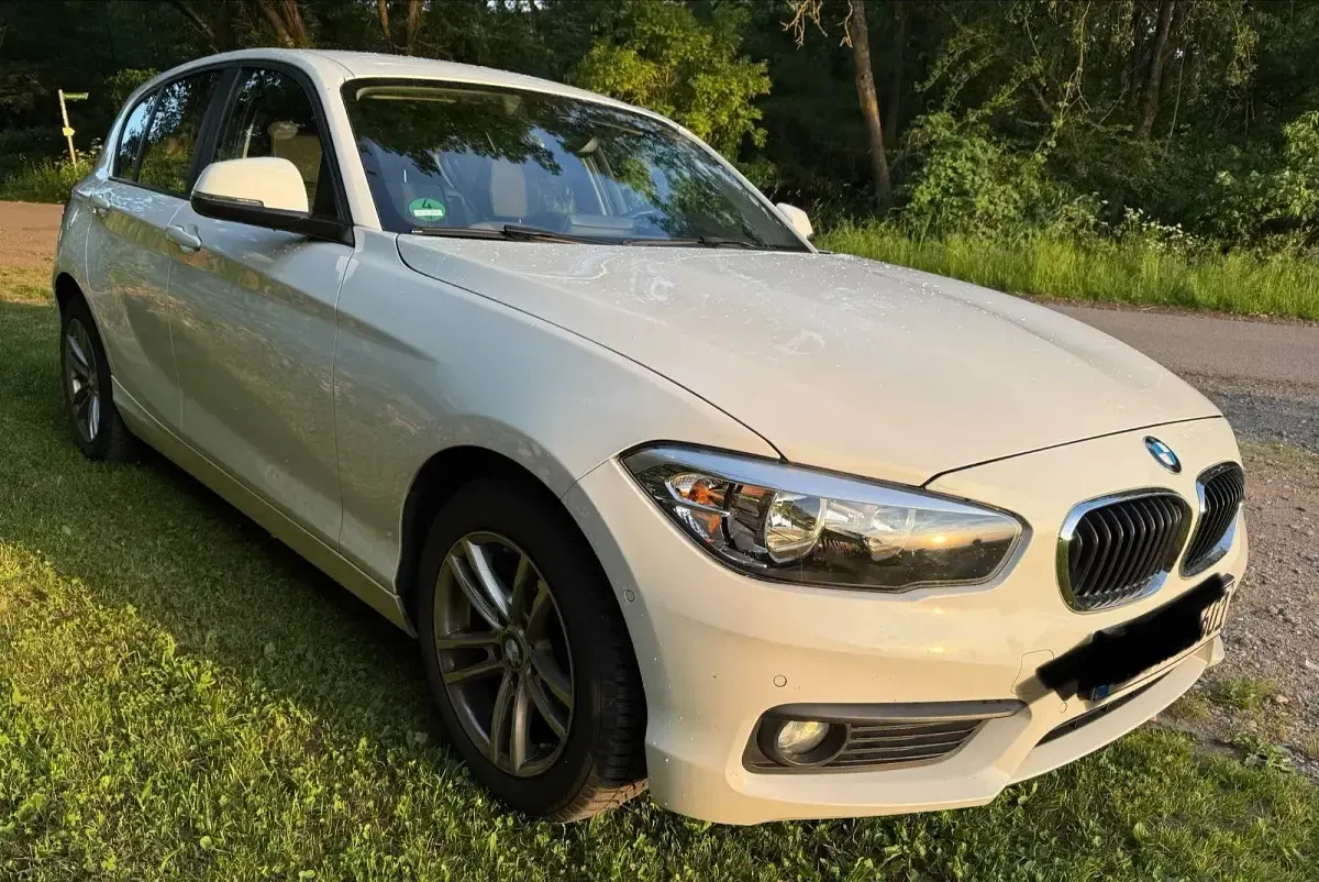 Gebraucht BMW 118 Advantage 136 PS (100 kW) 2016 Weiß Kleinwagen