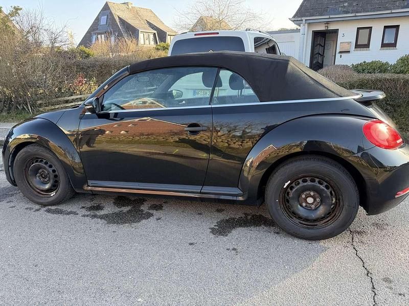 Gebraucht VW Beetle Cabriolet Design 105 PS (77 kW) 2014 Schwarz Cabrio