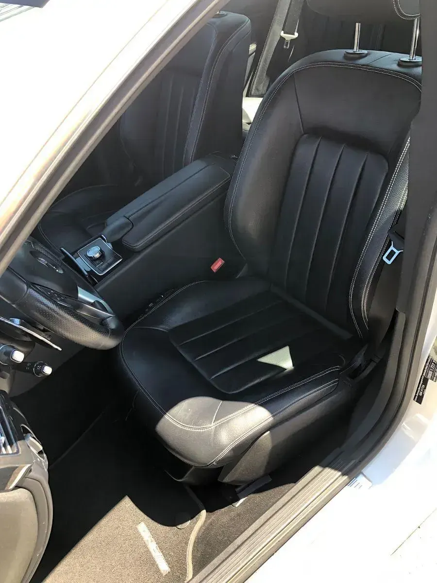 Gebraucht Mercedes CLS350 AMG line 300 PS (220 kW) 2013 Weiß Coupé