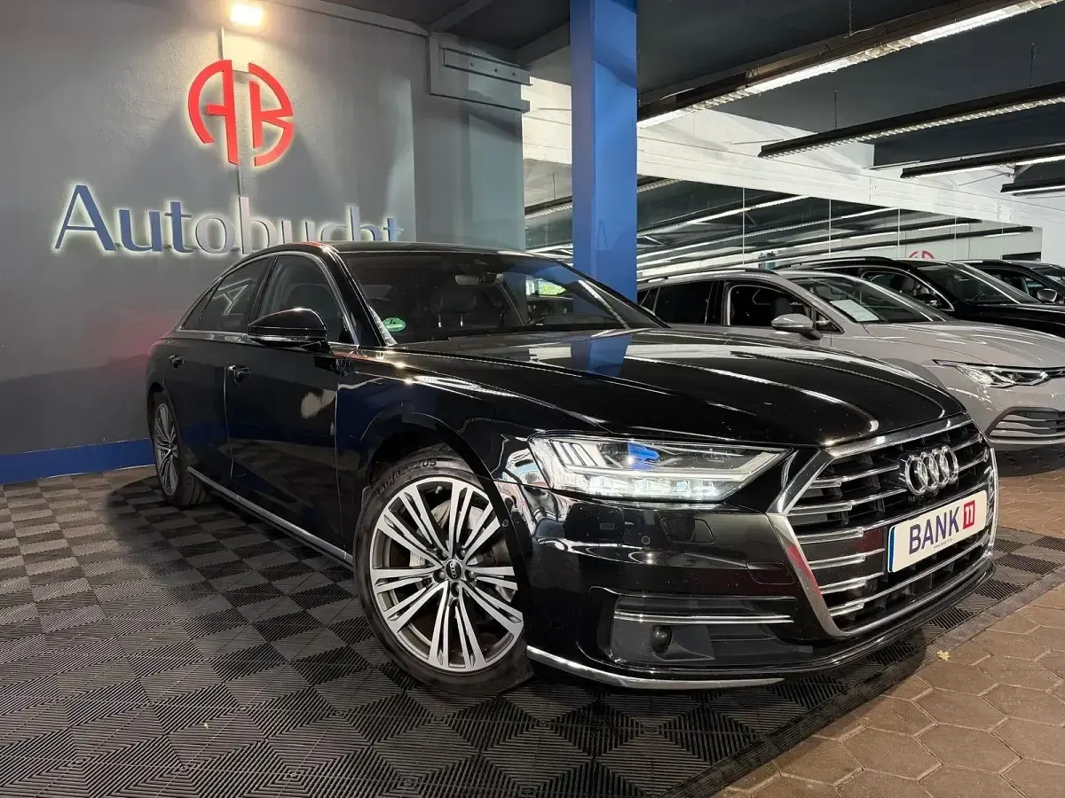 Gebraucht Audi A8 Ambiente 286 PS (210 kW) 2022 Schwarz Limousine