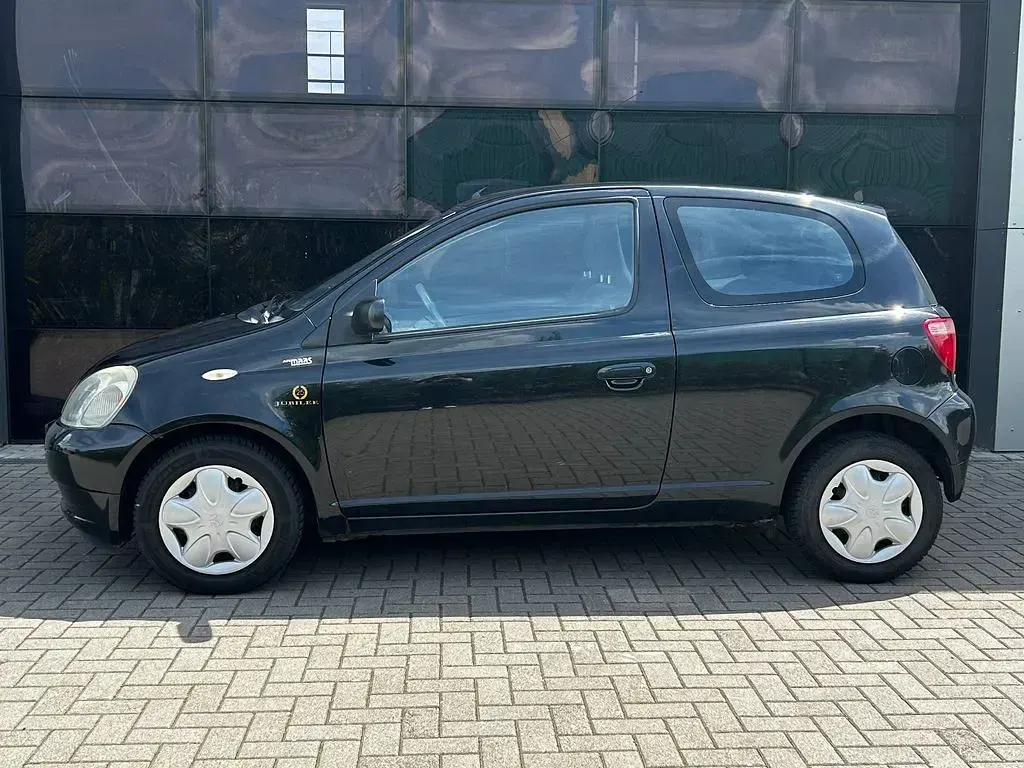 Gebraucht Toyota Yaris Sol 86 PS (63 kW) 2002 Schwarz Kleinwagen