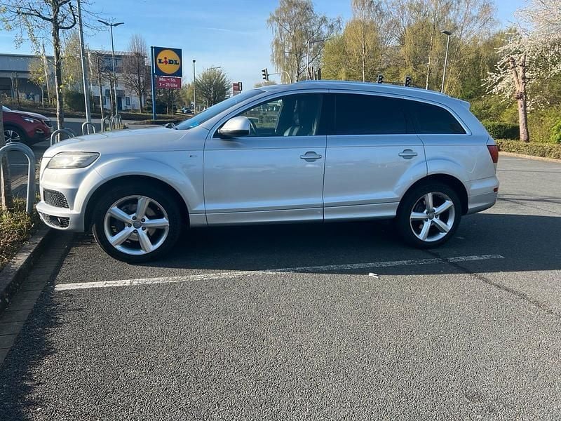 Gebraucht Audi Q7 S-Line 239 PS (175 kW) 2012 Silber SUV