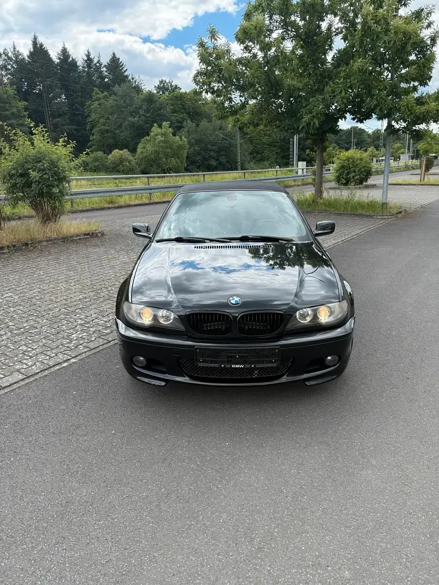 Gebraucht BMW 320 Cabriolet 170 PS (125 kW) 2003 Schwarz Cabrio