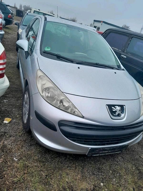Gebraucht Peugeot 207 2006 Silber Limousine