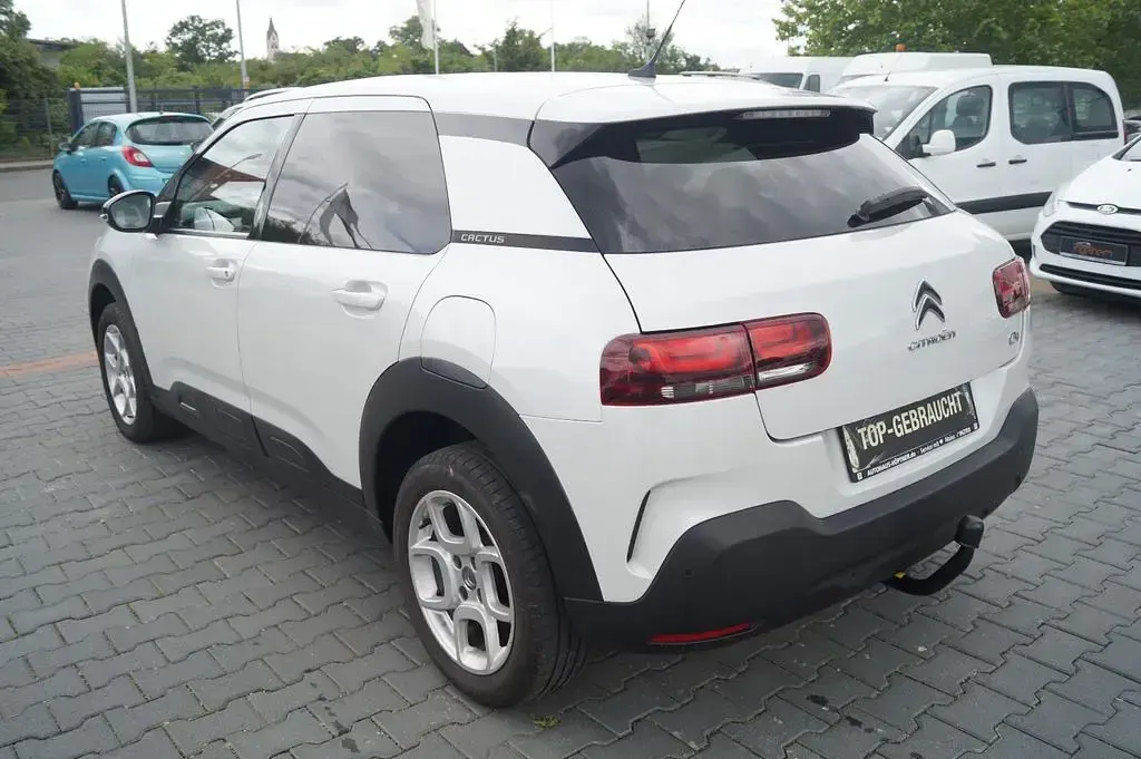 Gebraucht Citroën C4 Shine 110 PS (80 kW) 2019 Weiß Limousine