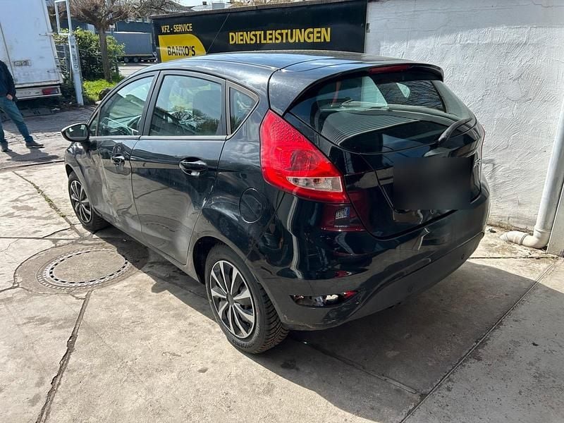 Gebraucht Ford Fiesta 82 PS (60 kW) 2009 Schwarz Kleinwagen
