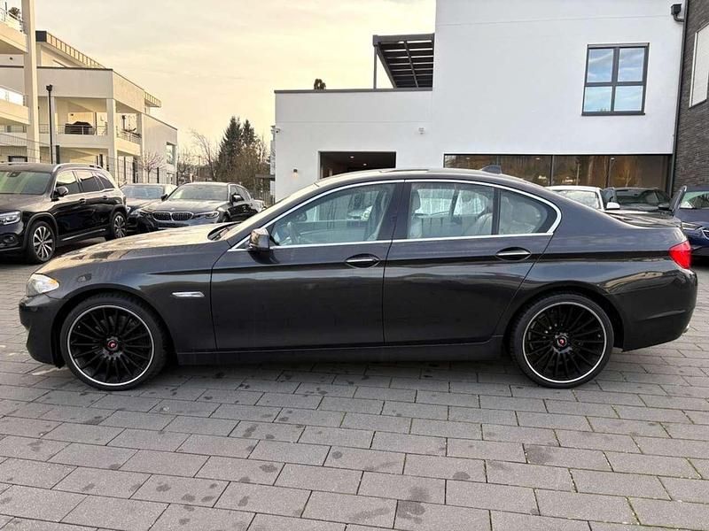 Gebraucht BMW 525 218 PS (160 kW) 2013 Grau Limousine