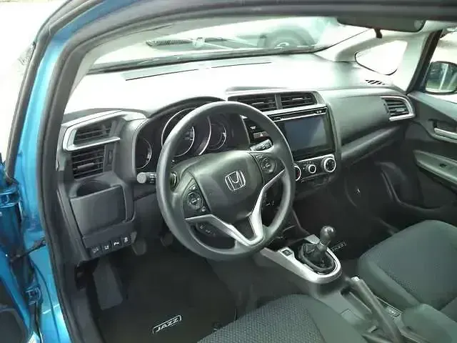 Gebraucht Honda Jazz Comfort 102 PS (75 kW) 2018 Skyride blue m. Kleinwagen