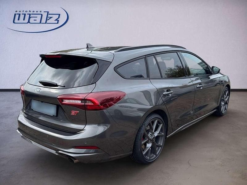Neu Ford Focus ST 280 PS (205 kW) 2026 Magnetic metallic Kombi