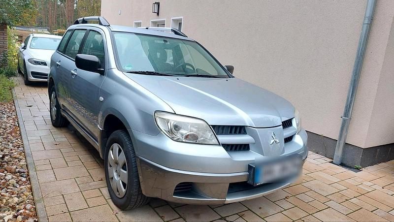 Silber Gebraucht 2006 Mitsubishi Outlander SUV | 1.699 € (Guter Preis) - Bild 1/4