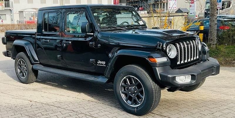 Schwarz Gebraucht 2022 Jeep Gladiator Overland SUV | 64.990 € (Etwas zu teuer) - Bild 1/4