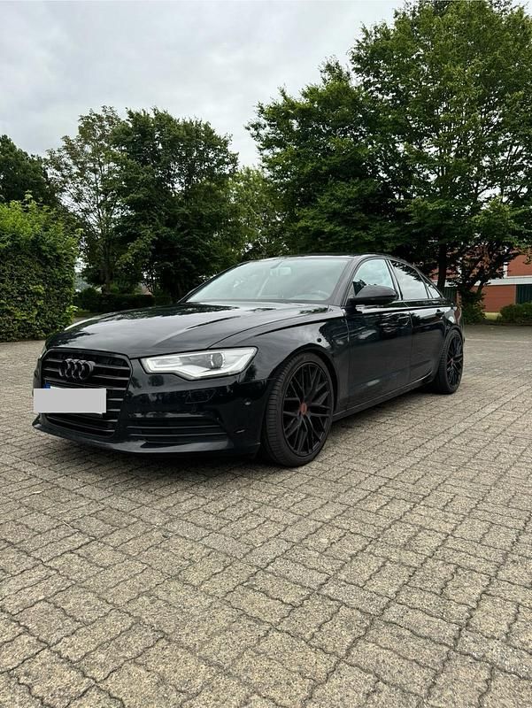 Gebraucht Audi A6 Premium 204 PS (150 kW) 2014 Schwarz Limousine