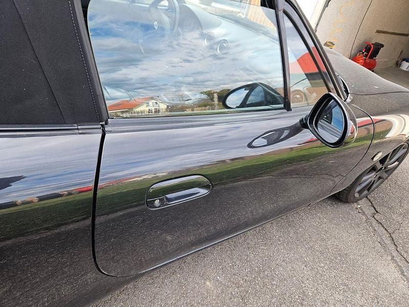 Gebraucht Mazda MX5 Emotion 126 PS (92 kW) 2006 Schwarz Cabrio