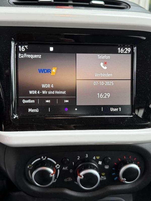 Gebraucht Renault Twingo LIMITED 73 PS (53 kW) 2020 Mangogelb Kleinwagen