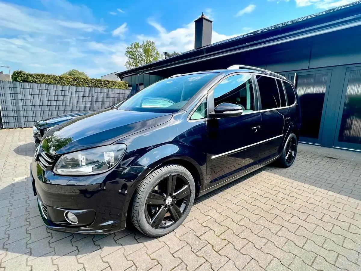 Gebraucht VW Touran 170 PS (125 kW) 2011 Schwarz Van / Kleinbus