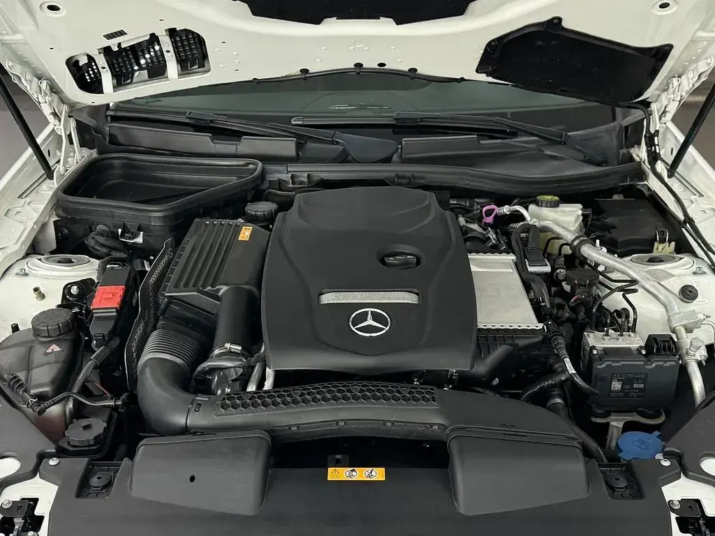 Gebraucht Mercedes SLC200 184 PS (135 kW) 2017 Weiß Cabrio