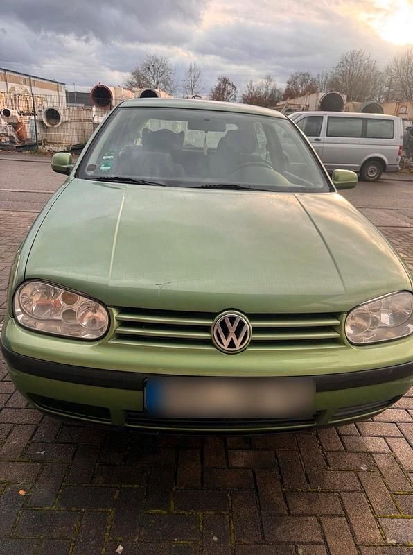 Gebraucht VW Golf IV 75 PS (55 kW) 1999 Grün Kleinwagen