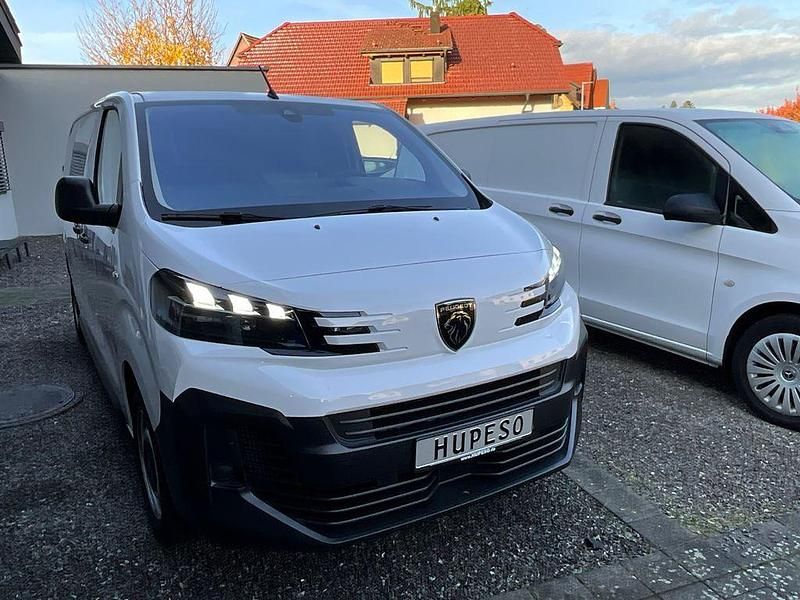 Gebraucht Peugeot Expert 120 PS (88 kW) 2024 Weiß Van