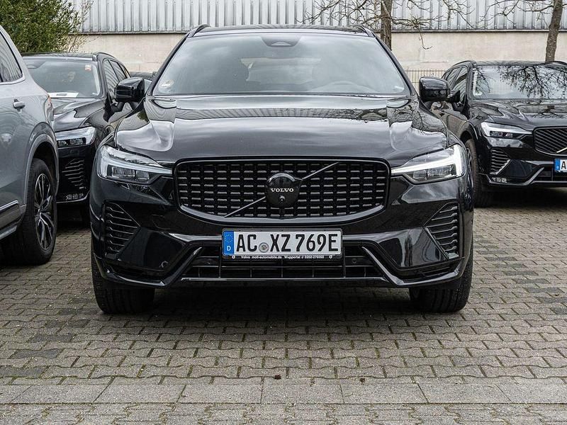Gebraucht Volvo XC60 Plus 349 PS (256 kW) 2024 Schwarz SUV