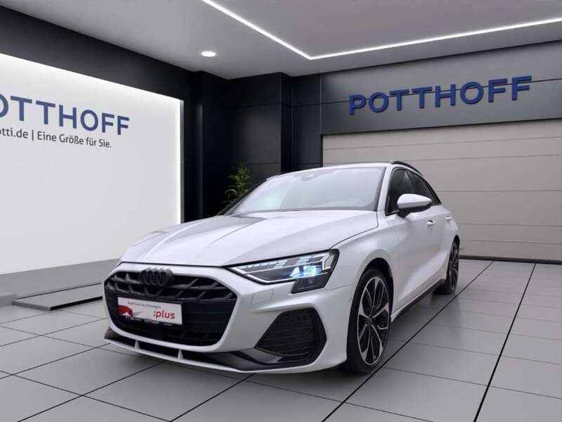Weiß Gebraucht 2024 Audi A3 Sportback S-Line Limousine | 39.750 € (Fairer Preis) - Bild 1/4