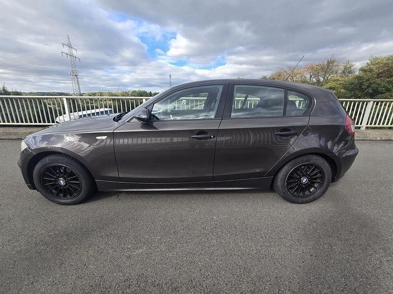 Gebraucht BMW 118 143 PS (105 kW) 2007 Braun Kleinwagen
