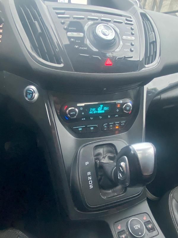 Schwarz Gebraucht 2015 Ford Kuga Titanium SUV | 7.000 € (Superpreis) - Bild 1/4