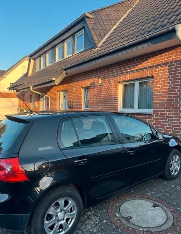 Gebraucht VW Golf V Edition 75 PS (55 kW) 2005 Schwarz Kleinwagen