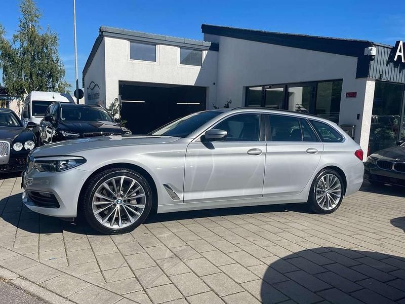 Gebraucht BMW 530 265 PS (194 kW) 2020 Grau Kombi