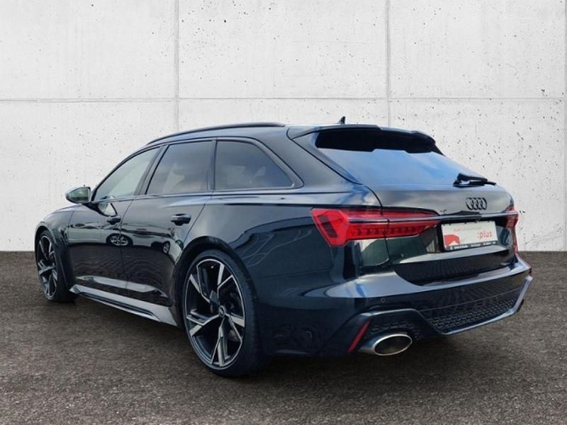 Gebraucht Audi RS6 Ambiente 719 PS (528 kW) 2023 Mythosschwarz metallic (metallic) Kombi