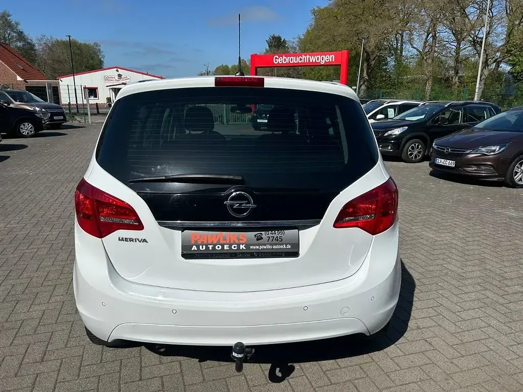 Gebraucht Opel Meriva Edition 101 PS (74 kW) 2016 Weiß Van / Kleinbus