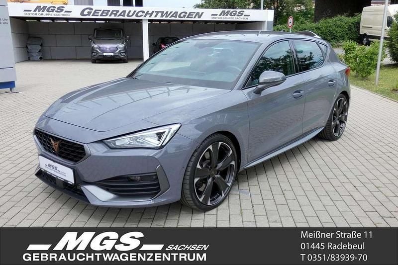 Graphengrau Gebraucht 2022 Cupra Leon VZ Limousine | 29.450 € (Fairer Preis) - Bild 1/4