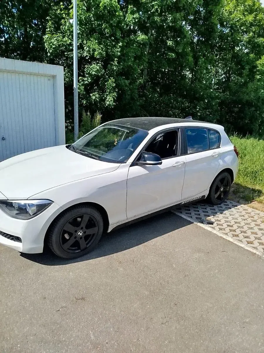 Gebraucht BMW 116 Sport Line 136 PS (100 kW) 2012 Weiß Kleinwagen