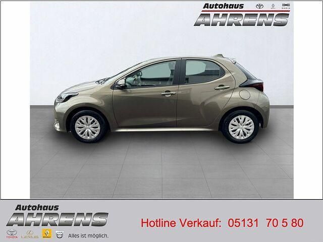 Gebraucht Toyota Yaris Comfort 72 PS (52 kW) 2024 Manganbronze metallic (metallic) Kleinwagen