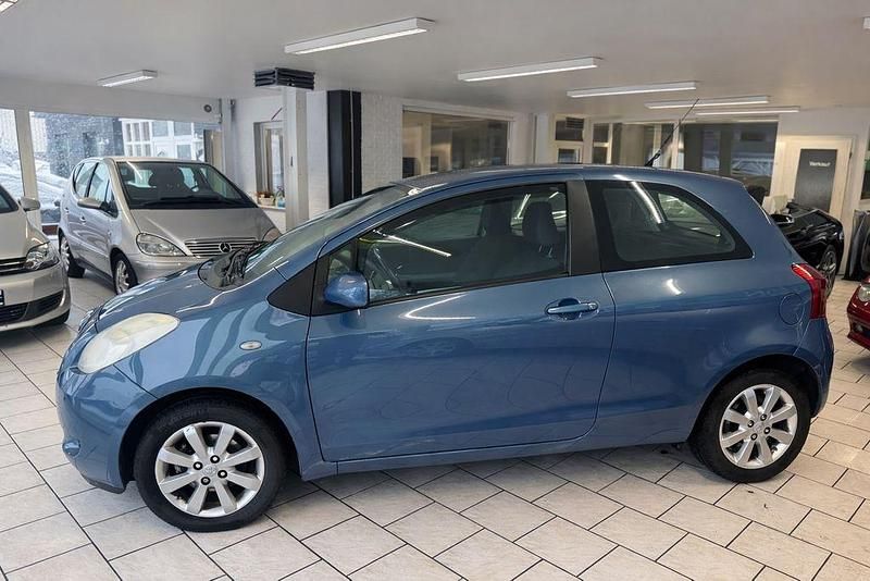 Gebraucht Toyota Yaris Sol 69 PS (50 kW) 2006 Blau Kleinwagen