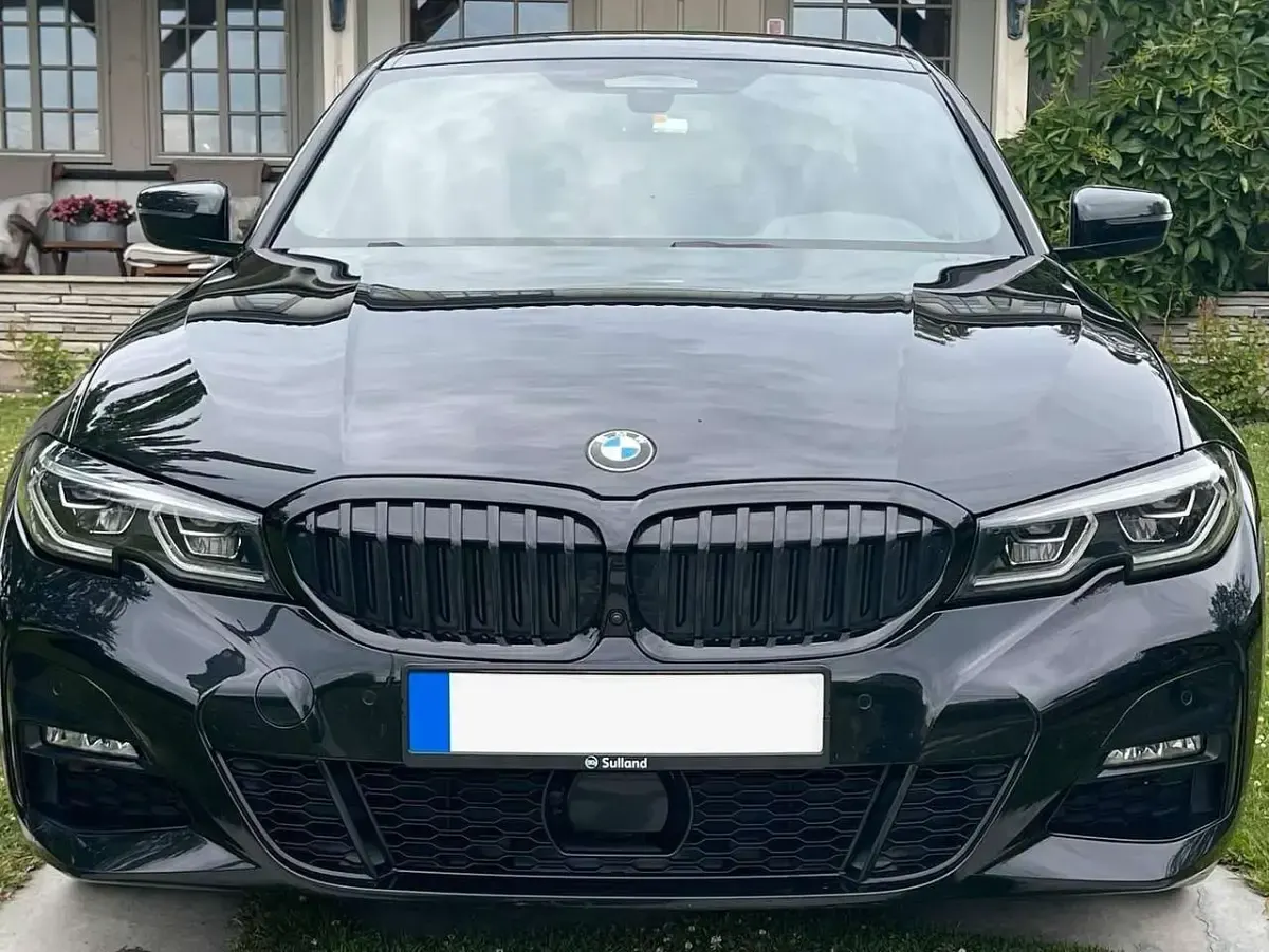 Gebraucht BMW 330 M Sport 252 PS (185 kW) 2021 Schwarz Limousine