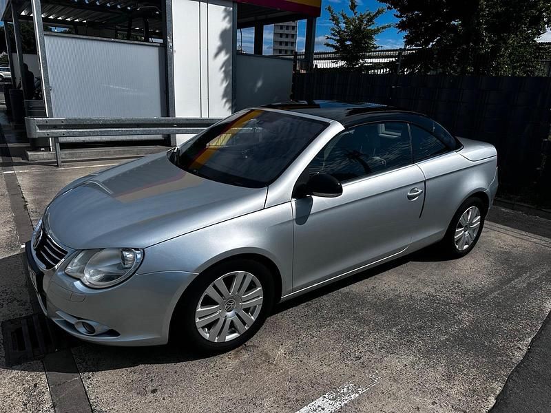 Silber Gebraucht 2007 VW Eos Cabrio | 4.700 € - Bild 1/4