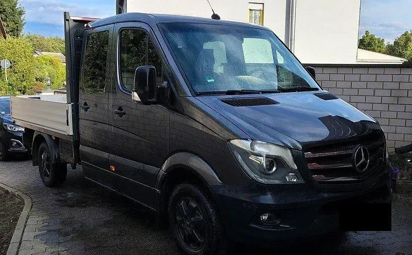 Używany Mercedes Sprinter 190 KM (139 kW) 2017 Andere farben