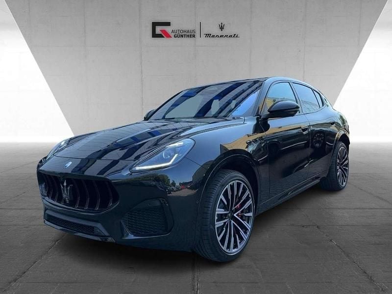 Neu Maserati Grecale 330 PS (242 kW) 2025 Schwarz SUV