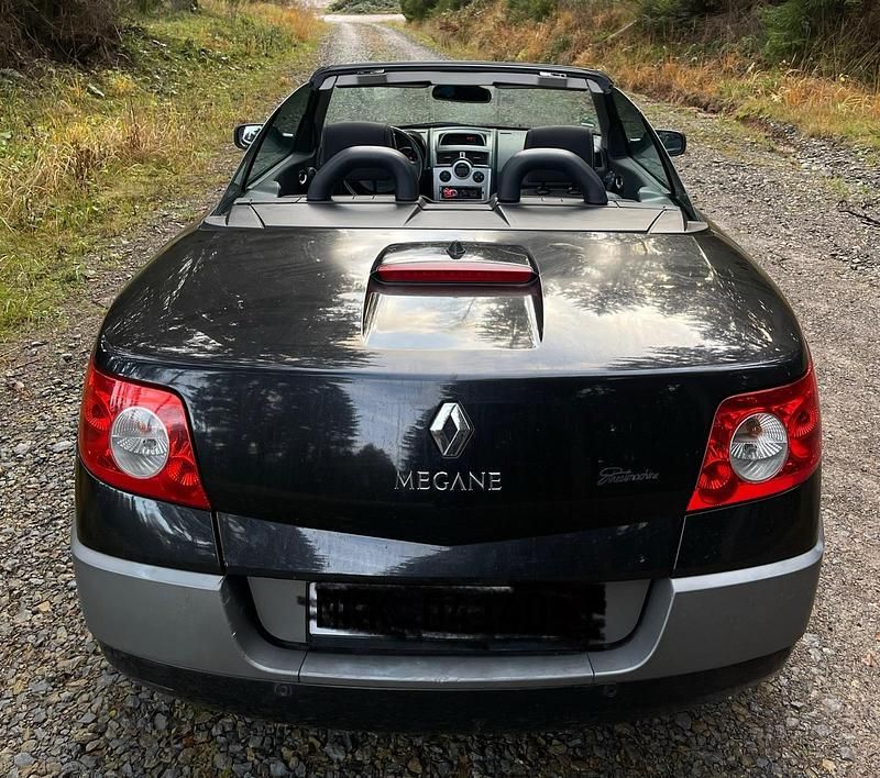 Schwarz Gebraucht 2004 Renault Mégane Cabriolet Cabrio | 1.800 € (Fairer Preis) - Bild 1/4