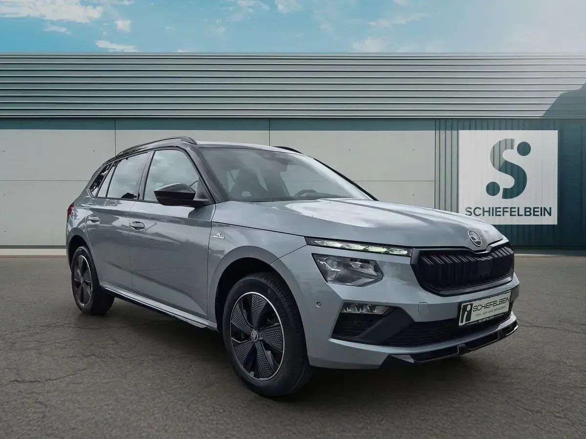 Neu Skoda Kamiq Monte Carlo 150 PS (110 kW) 2026 Smokey diamondsilber metallic SUV