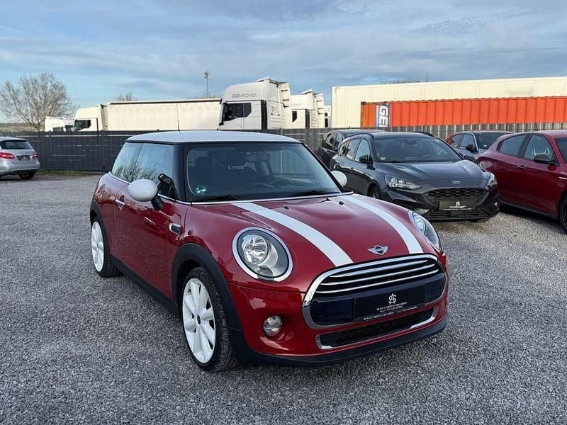 Używany Mini Cooper 136 KM (100 kW) 2015 Czerwony Hatchback