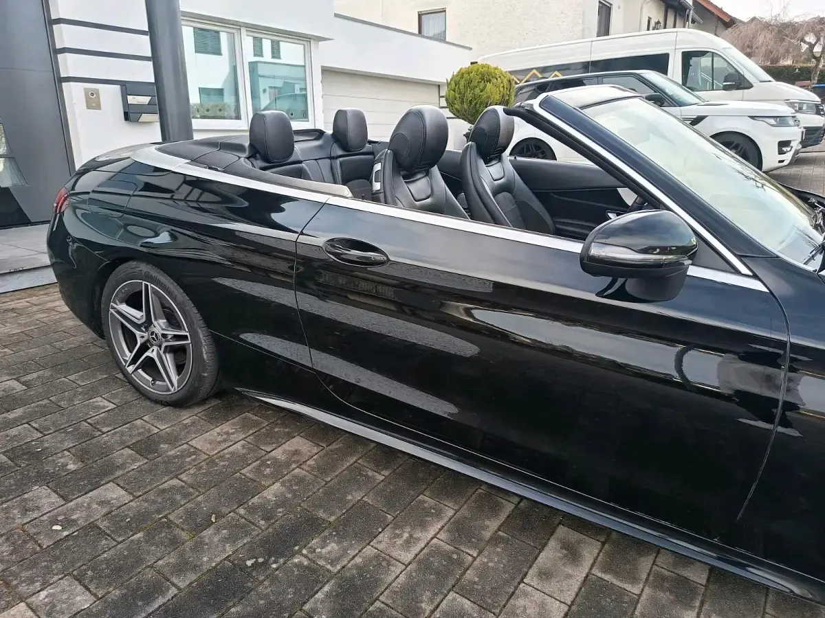 Gebraucht Mercedes C300 259 PS (190 kW) 2019 Schwarz Cabrio